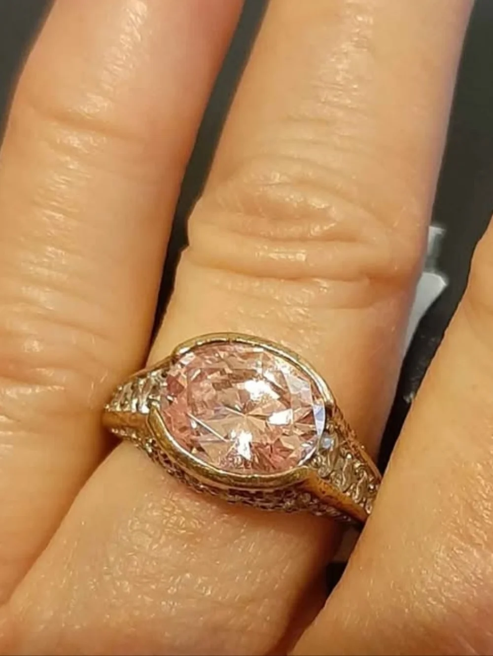 Victoria Wieck Pink Oval Absolute Size 5 Ring